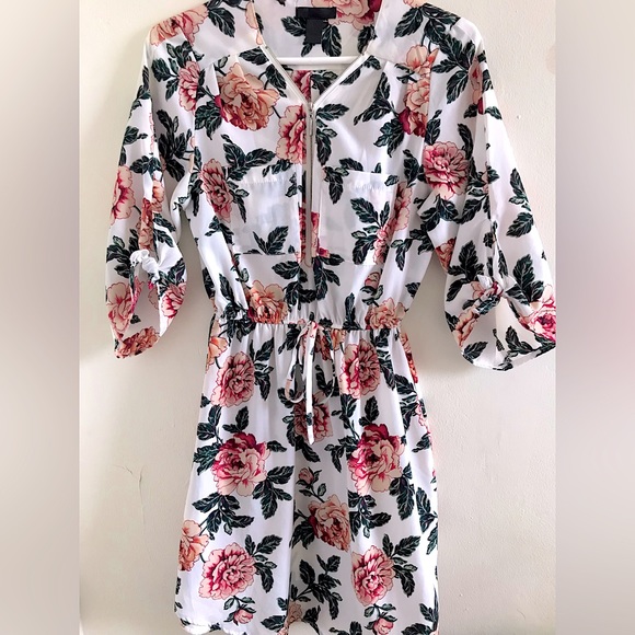 Forever 21 Floral Summer Dress - Picture 5 of 5